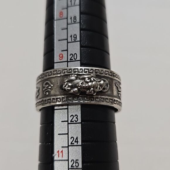 990 Sterling Silver Feng Shui Ring - Picture 4 of 7